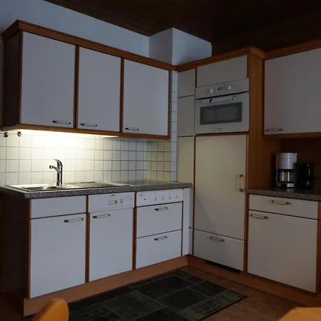 Erbhof Innertal 招待所 3*