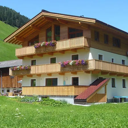 Erbhof Innertal Guest house